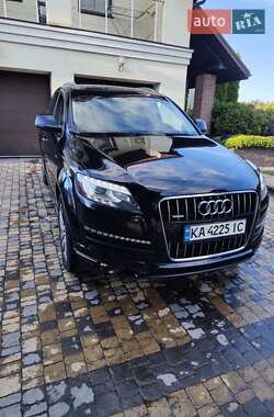 Внедорожник / Кроссовер Audi Q7 2014 в 