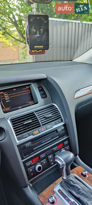 Внедорожник / Кроссовер Audi Q7 2014 в Киеве