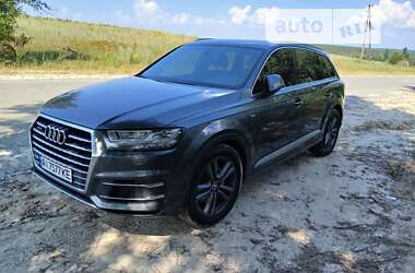 Внедорожник / Кроссовер Audi Q7 2015 в Киеве