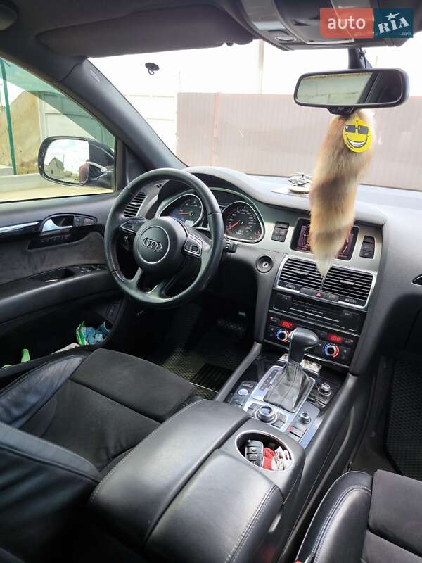 Внедорожник / Кроссовер Audi Q7 2012 в Одессе