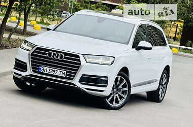 Audi Q7 2016