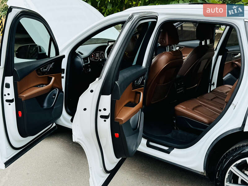 Позашляховик / Кросовер Audi Q7 2016 в Одесі