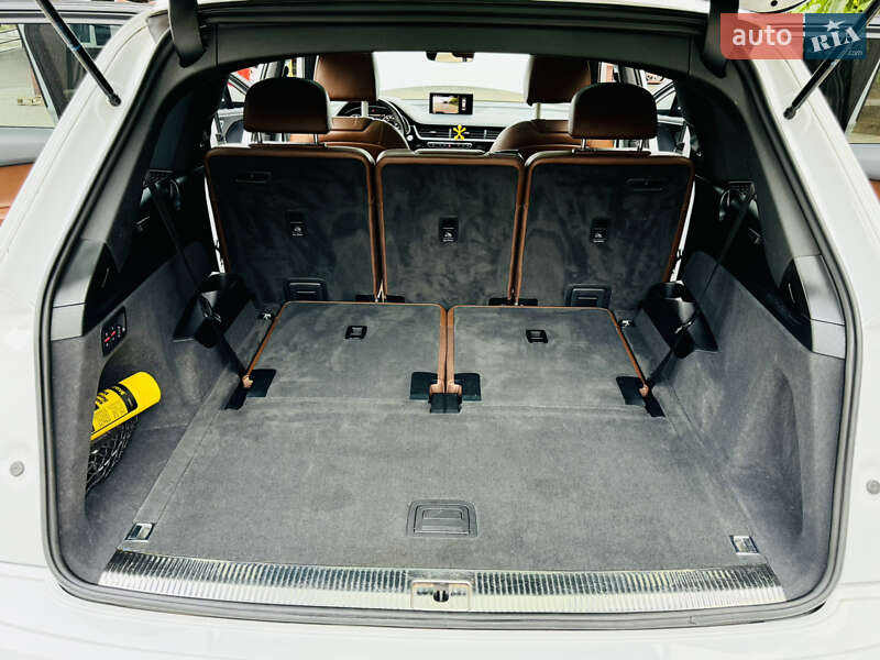 Позашляховик / Кросовер Audi Q7 2016 в Одесі