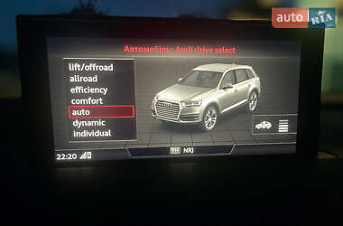 Внедорожник / Кроссовер Audi Q7 2017 в 