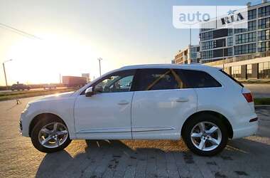 Внедорожник / Кроссовер Audi Q7 2017 в Львове