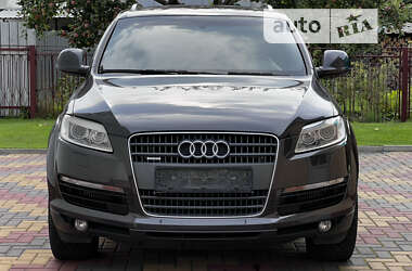 Позашляховик / Кросовер Audi Q7 2009 в Луцьку