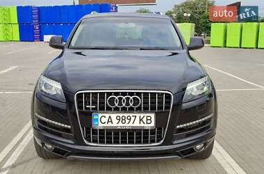 Внедорожник / Кроссовер Audi Q7 2014 в 