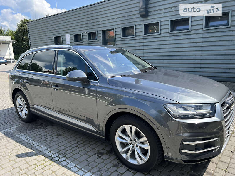 Позашляховик / Кросовер Audi Q7 2016 в Івано-Франківську