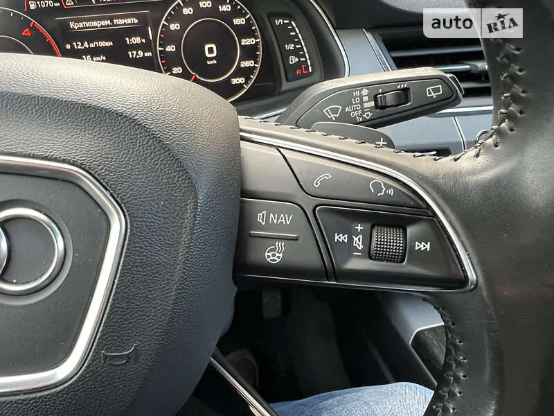 Позашляховик / Кросовер Audi Q7 2016 в Івано-Франківську
