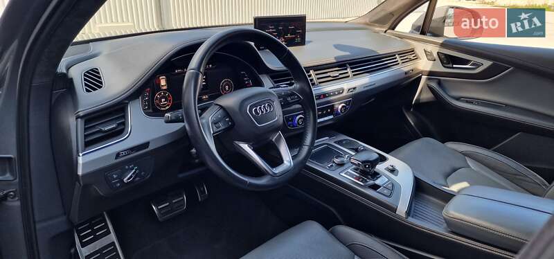 Позашляховик / Кросовер Audi Q7 2018 в Тернополі