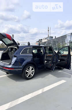 Внедорожник / Кроссовер Audi Q7 2013 в Киеве