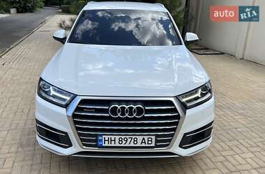 Audi Q7 2016