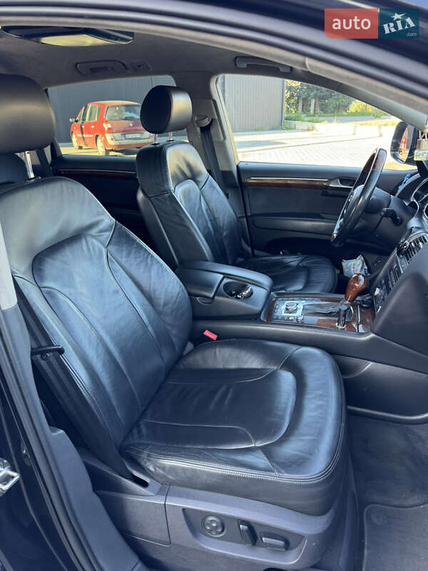 Внедорожник / Кроссовер Audi Q7 2008 в Дубно