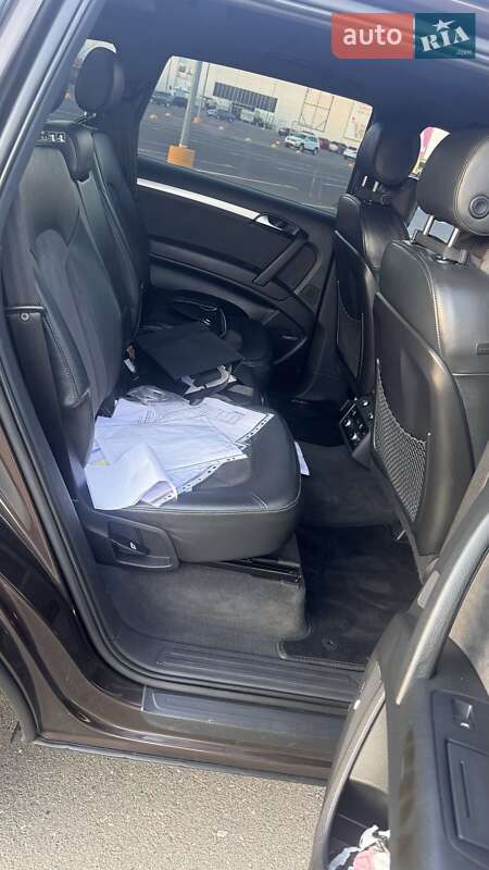 Позашляховик / Кросовер Audi Q7 2011 в Одесі