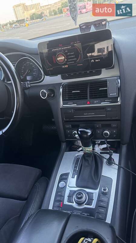 Позашляховик / Кросовер Audi Q7 2011 в Одесі