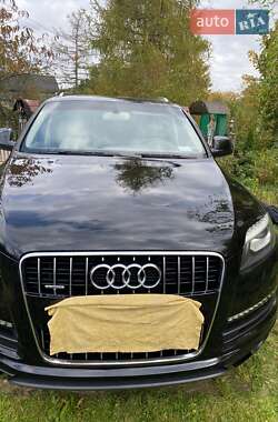 Позашляховик / Кросовер Audi Q7 2015 в Івано-Франківську
