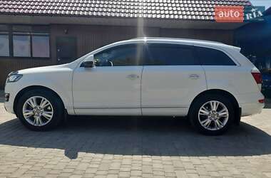Позашляховик / Кросовер Audi Q7 2015 в 