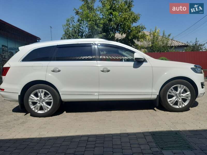 Внедорожник / Кроссовер Audi Q7 2015 в Первомайске фото 16 Внедорожник / Кроссовер Audi Q7 2015 в Первомайске