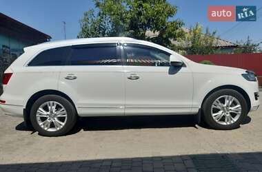 Позашляховик / Кросовер Audi Q7 2015 в 