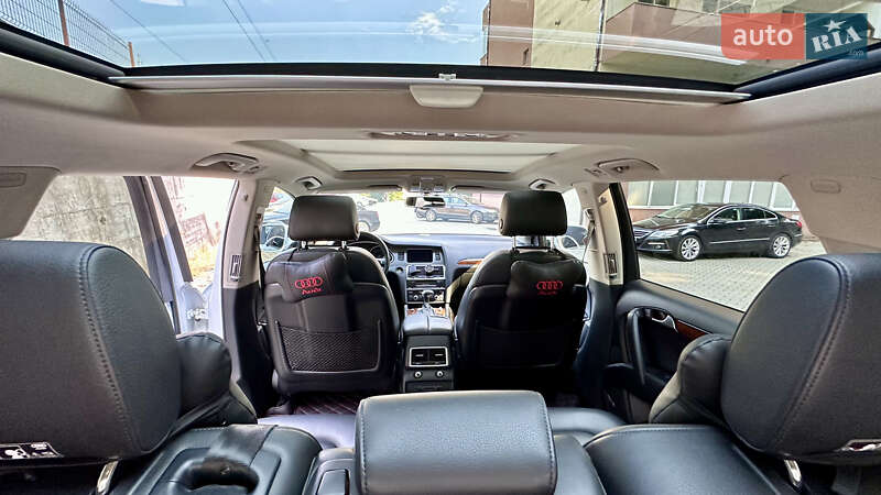 Позашляховик / Кросовер Audi Q7 2014 в Чернівцях