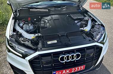 Позашляховик / Кросовер Audi Q7 2020 в 