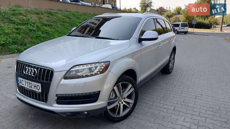 Позашляховик / Кросовер Audi Q7 2011 в Луцьку