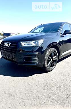 Внедорожник / Кроссовер Audi Q7 2016 в Киеве