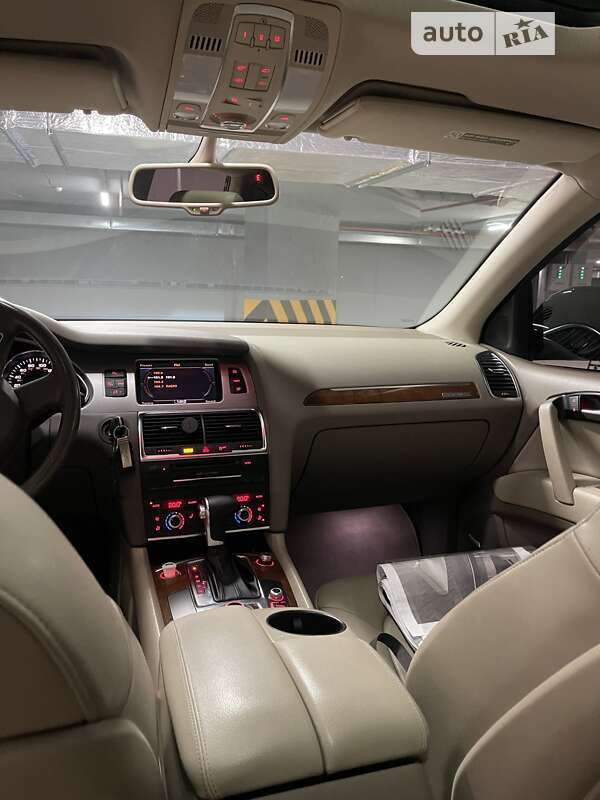 Внедорожник / Кроссовер Audi Q7 2010 в Ивано-Франковске