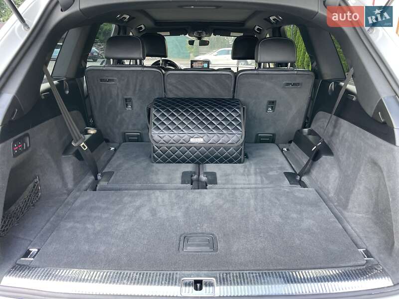 Внедорожник / Кроссовер Audi Q7 2017 в Тернополе