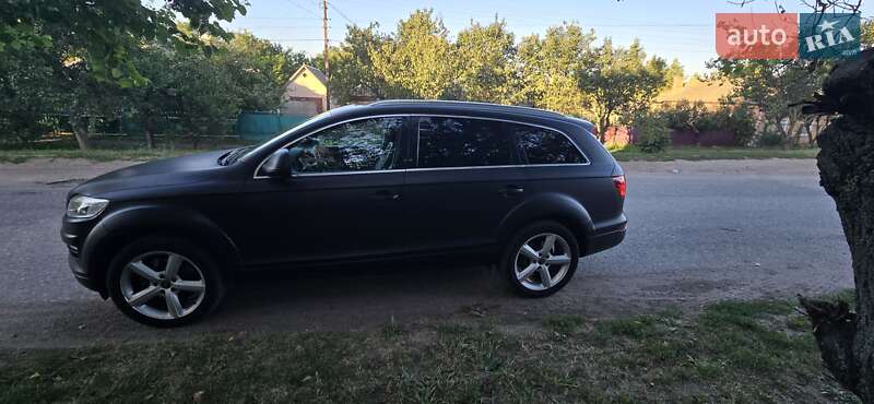 Позашляховик / Кросовер Audi Q7 2008 в Гайсину