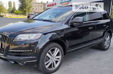 Внедорожник / Кроссовер Audi Q7 2013 в Каменском