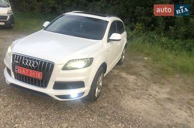 Позашляховик / Кросовер Audi Q7 2009 в 