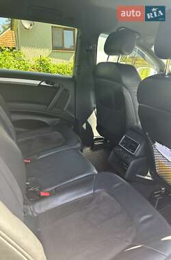 Позашляховик / Кросовер Audi Q7 2014 в 