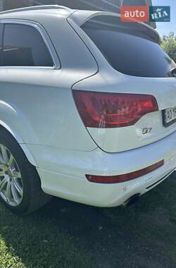 Позашляховик / Кросовер Audi Q7 2014 в 