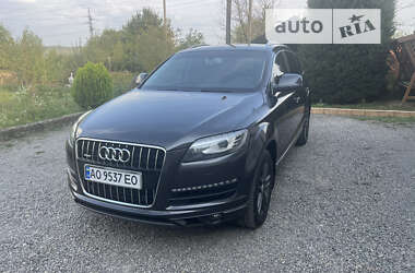 Внедорожник / Кроссовер Audi Q7 2013 в Хусте