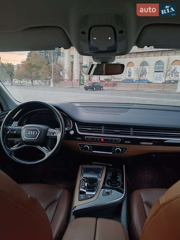 Позашляховик / Кросовер Audi Q7 2017 в Харкові