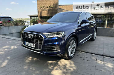 Внедорожник / Кроссовер Audi Q7 2021 в Киеве