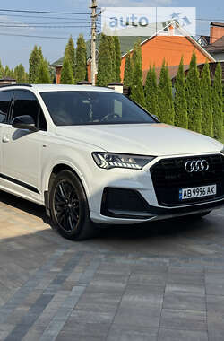 Внедорожник / Кроссовер Audi Q7 2020 в Виннице