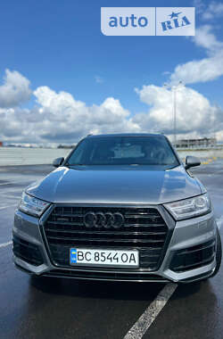 Внедорожник / Кроссовер Audi Q7 2015 в Николаеве