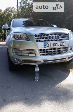 Внедорожник / Кроссовер Audi Q7 2006 в Лубнах