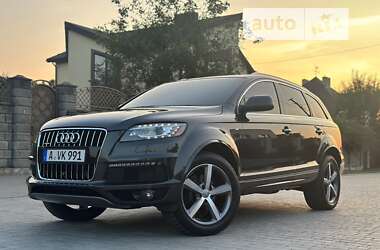 Позашляховик / Кросовер Audi Q7 2013 в Рівному