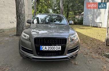 Внедорожник / Кроссовер Audi Q7 2014 в 