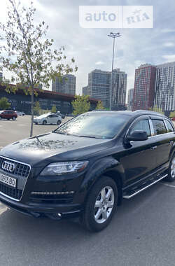 Внедорожник / Кроссовер Audi Q7 2015 в Киеве