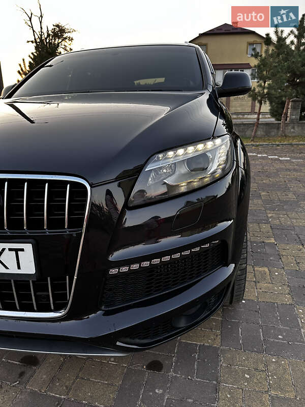 Позашляховик / Кросовер Audi Q7 2010 в Самборі