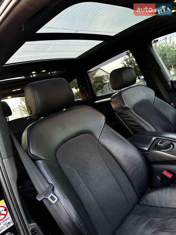 Позашляховик / Кросовер Audi Q7 2010 в Самборі