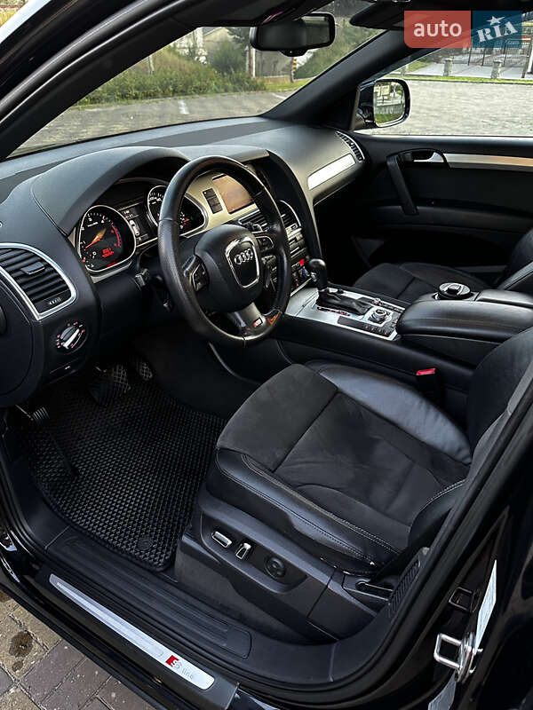 Позашляховик / Кросовер Audi Q7 2010 в Самборі