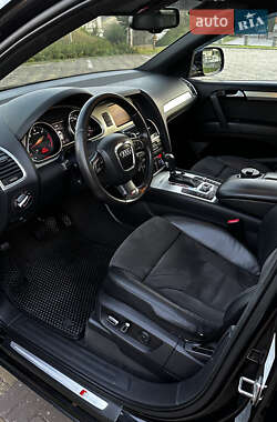 Внедорожник / Кроссовер Audi Q7 2010 в 