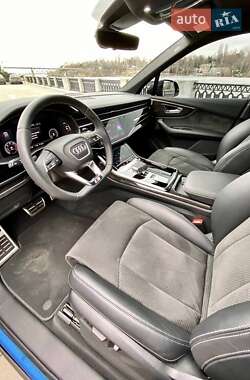 Внедорожник / Кроссовер Audi Q7 2020 в 