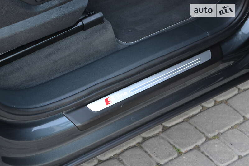 Позашляховик / Кросовер Audi Q7 2019 в Рівному
