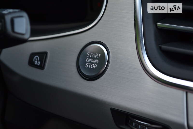 Позашляховик / Кросовер Audi Q7 2019 в Рівному